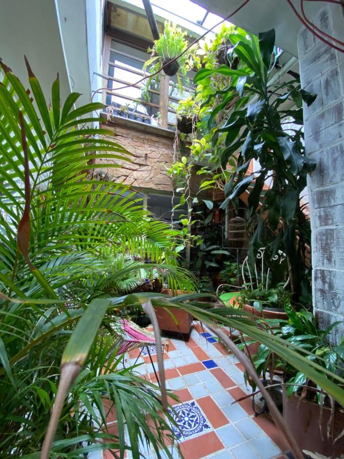 Hostal Casa Las Tias Медельїн Екстер'єр фото